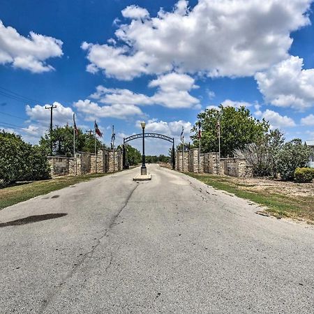 Luxury San Antonio Retreat 110-Acre Private Ranch Villa Luaran gambar