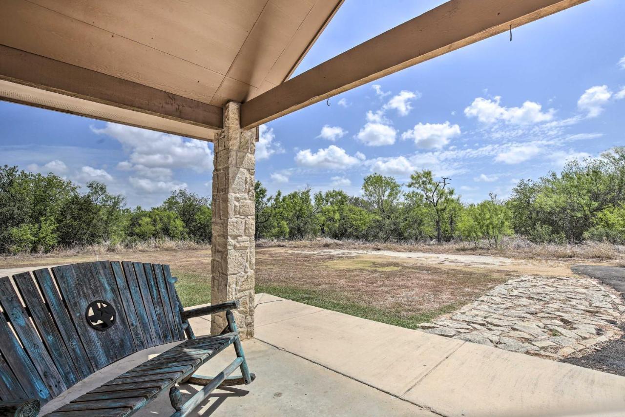 Luxury San Antonio Retreat 110-Acre Private Ranch Villa Luaran gambar